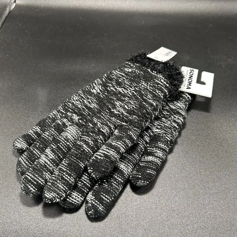 New Sonoma Gloves Women's One Size Black White Marled Diamond Knit Cozey